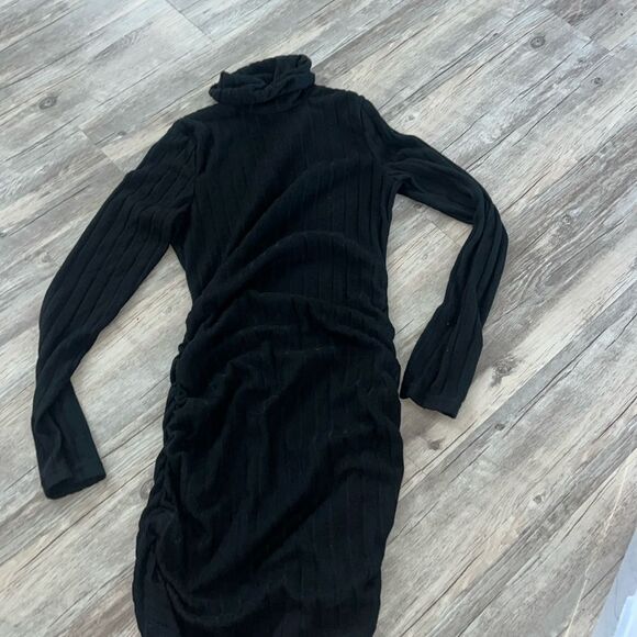Shein dress - Picture 1 of 1
